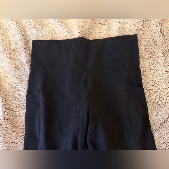 REI Black Activewear Leggings - Picture 2 of 4